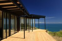 Tunapo Escape Paekakariki Escarpment Accommodation